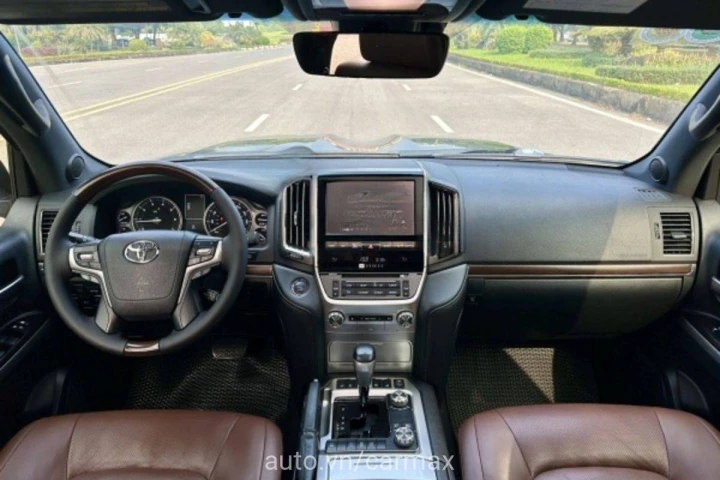 Toyota Land Cruiser 2016