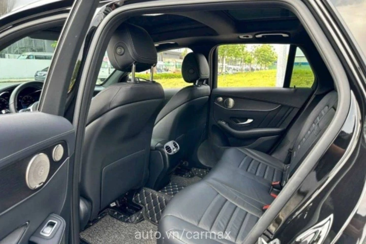 Mercedes-Benz GLC GLC300 2021