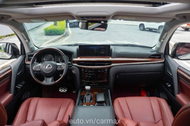 Lexus LX 2020