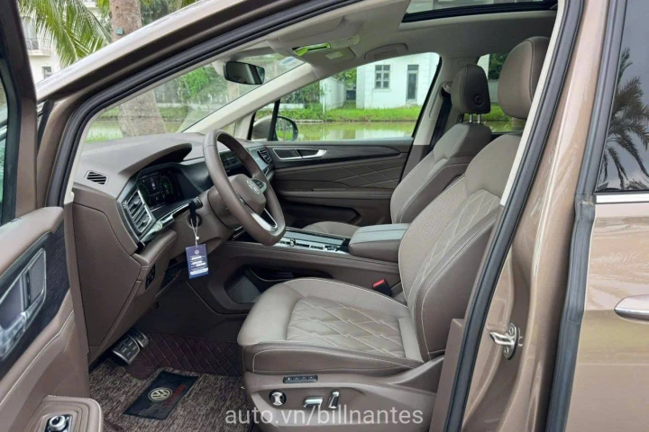 Volkswagen Viloran 2023