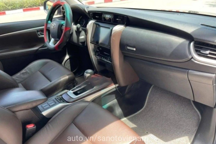 Toyota Fortuner 2.7AT 4x2 2020