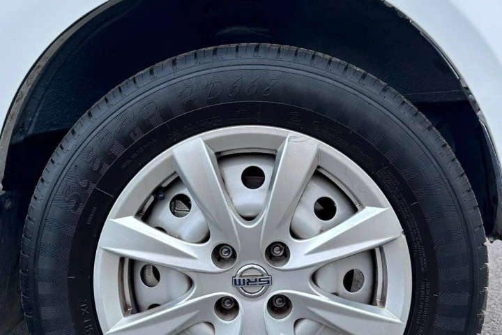 DongBen Xe tải van 2024