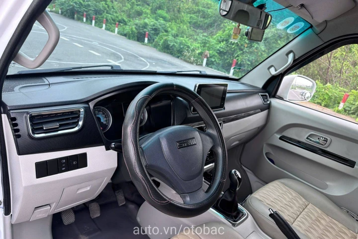 DongBen Xe tải van 2024