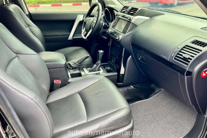 Toyota Land Cruiser Prado 2016