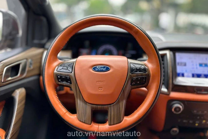 Ford Everest 2019