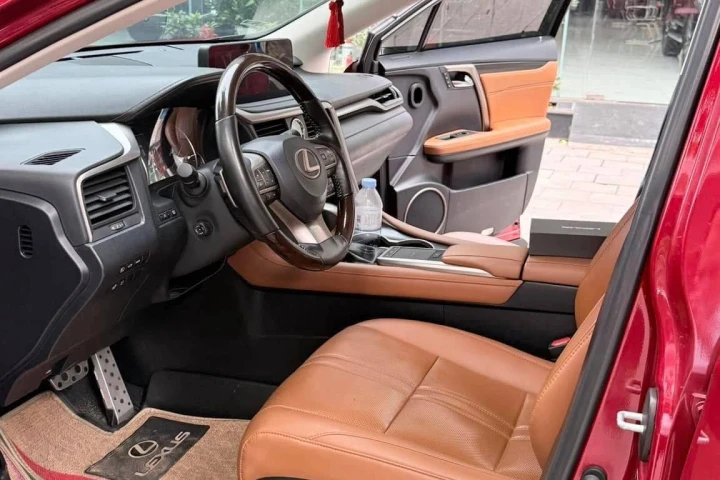 Lexus RX 2020