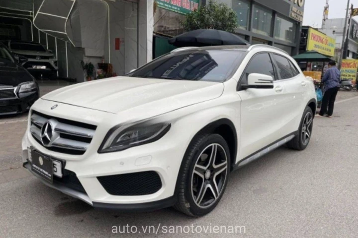 Mercedes-Benz GLA GLA250 2015