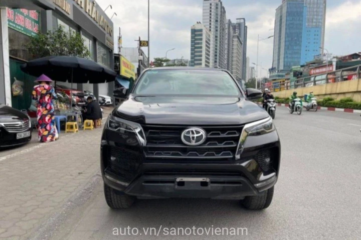 Toyota Fortuner 2.4AT 4x2 2020