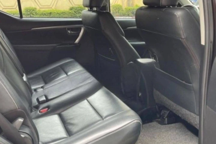 Toyota Fortuner 2.4AT 4x2 2020