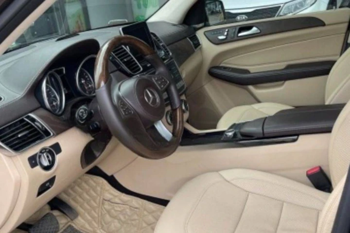 Mercedes-Benz GLS GLS400 2016