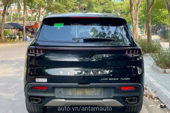 VinFast Lux SA2.0 2020
