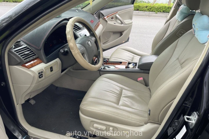Toyota Camry 2011