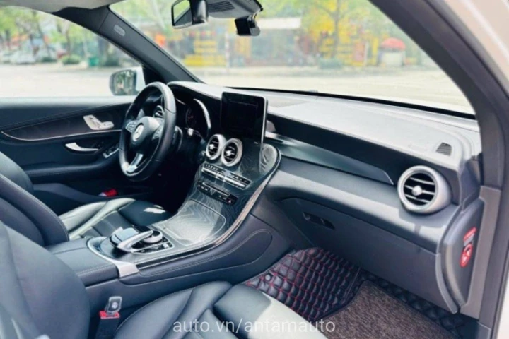 Mercedes-Benz GLC GLC300 2018