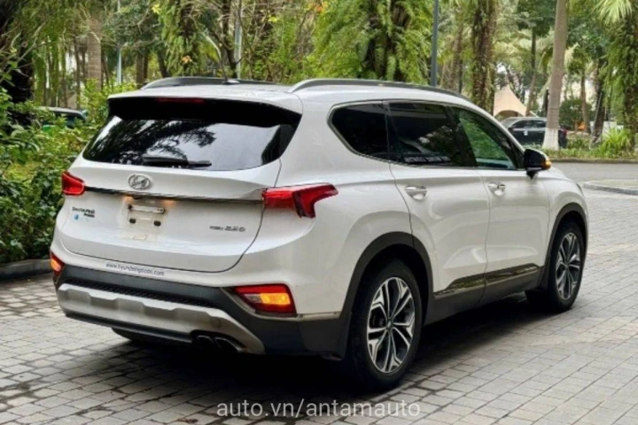 Hyundai Santa Fe 2020