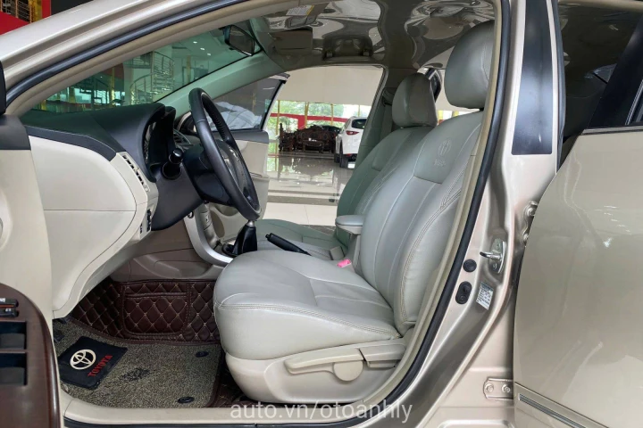Toyota Corolla Altis 2014