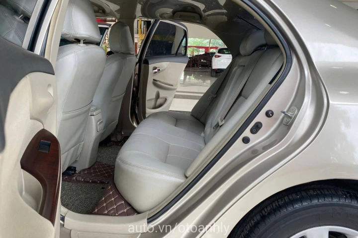 Toyota Corolla Altis 2014