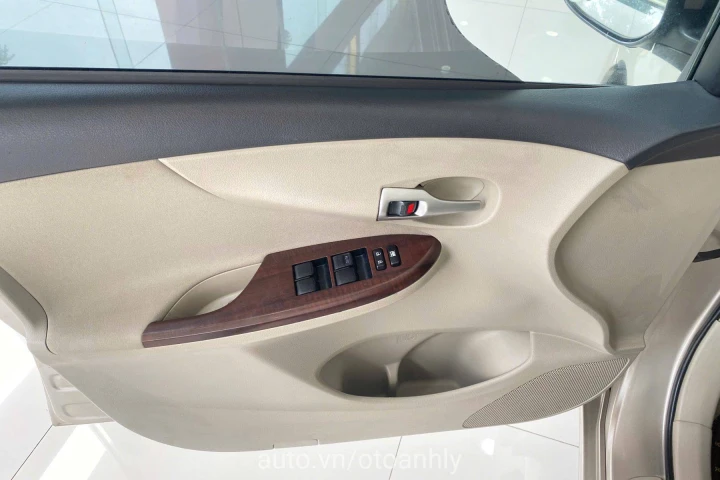 Toyota Corolla Altis 2014