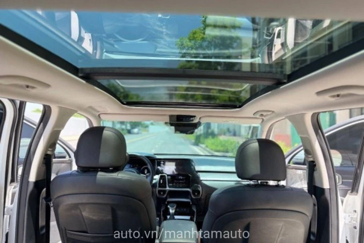 Kia Sorento Premium Xăng 2024