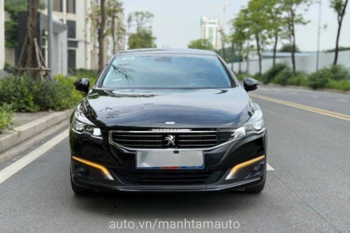 Peugeot 5008 2015