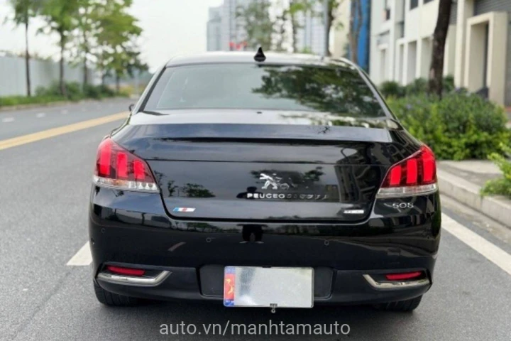 Peugeot 5008 2015