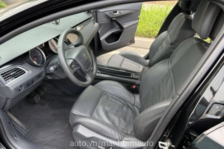 Peugeot 5008 2015