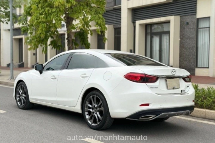 Mazda 6 2.0L Premium 2019