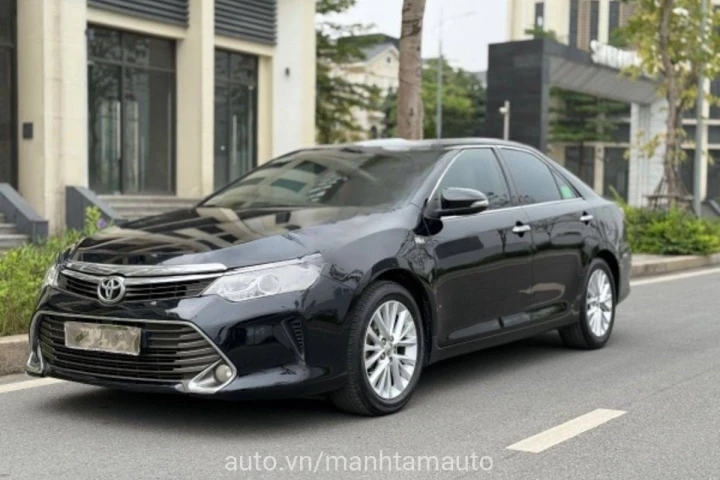 Toyota Camry 2.5Q 2015