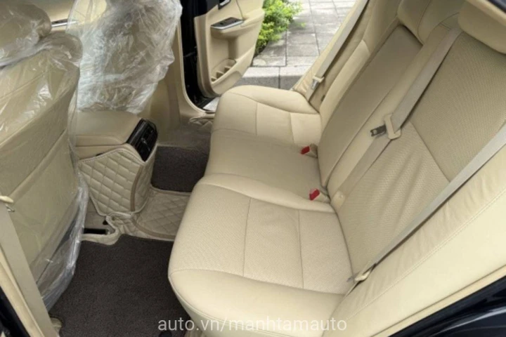 Toyota Camry 2.5Q 2015