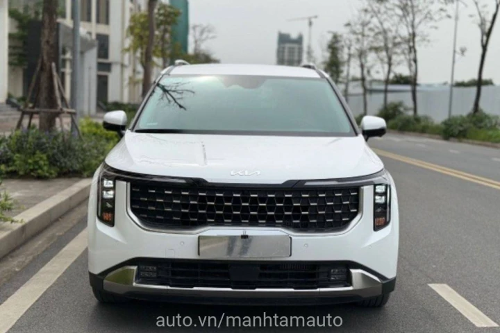 Kia Carnival Premium Dầu 2024