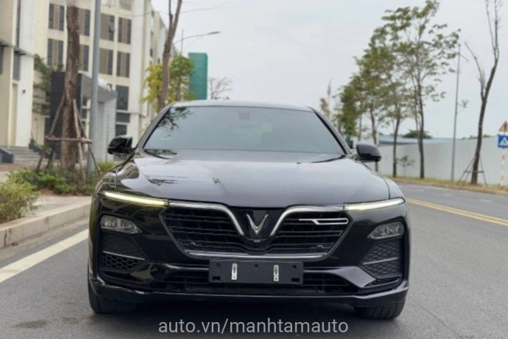 VinFast Lux A2.0 Plus 2020