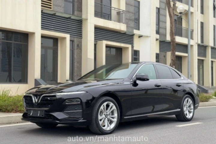 VinFast Lux A2.0 Plus 2020