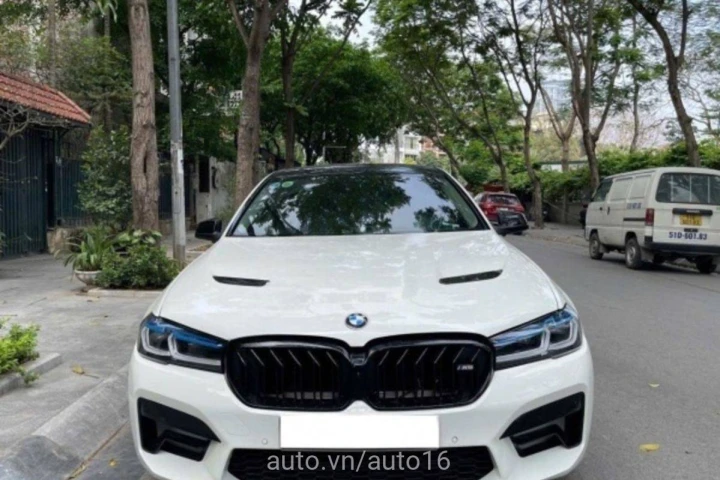 BMW 5 Series 2011