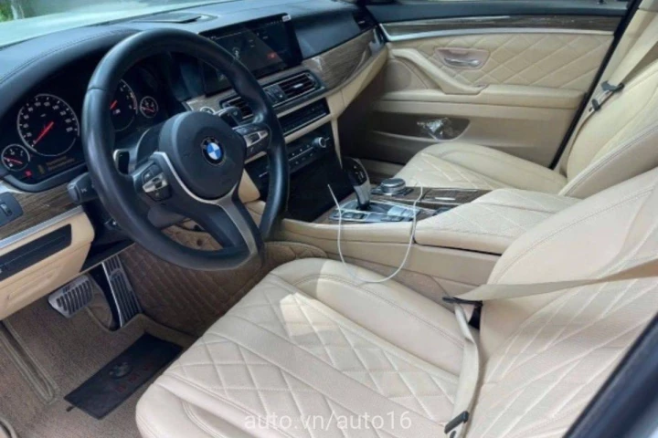 BMW 5 Series 2011