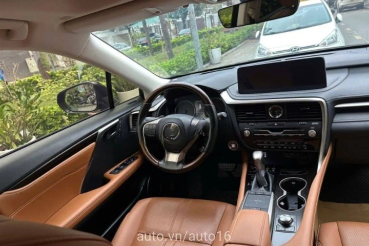 Lexus RX 2022