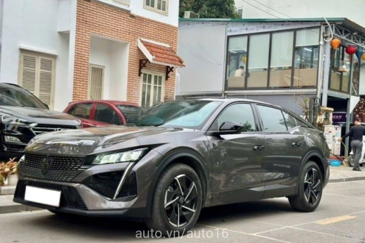 Peugeot 408 Premium 2023