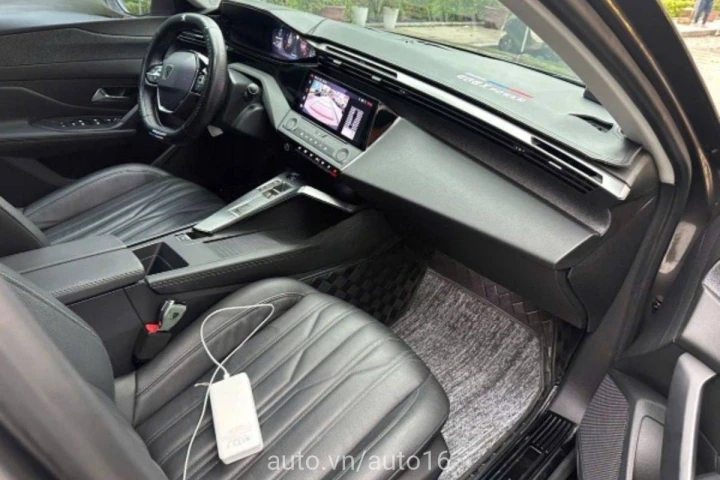 Peugeot 408 Premium 2023