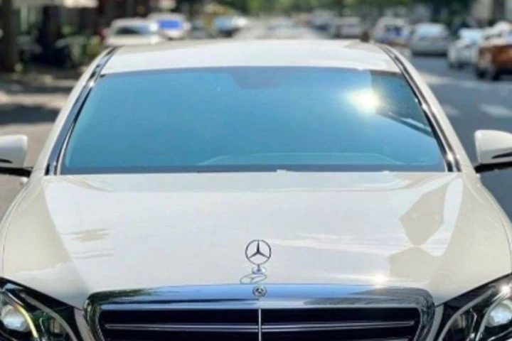 Mercedes-Benz E-Class E200 2019
