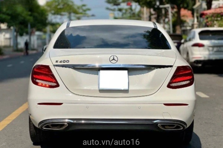 Mercedes-Benz E-Class E200 2019