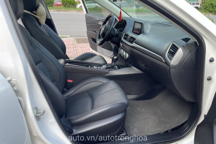 Mazda 3 2017