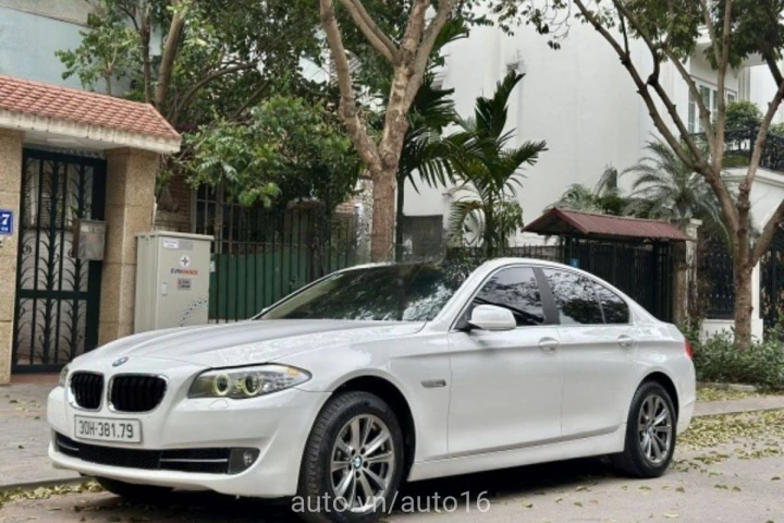 BMW 5 Series 2011