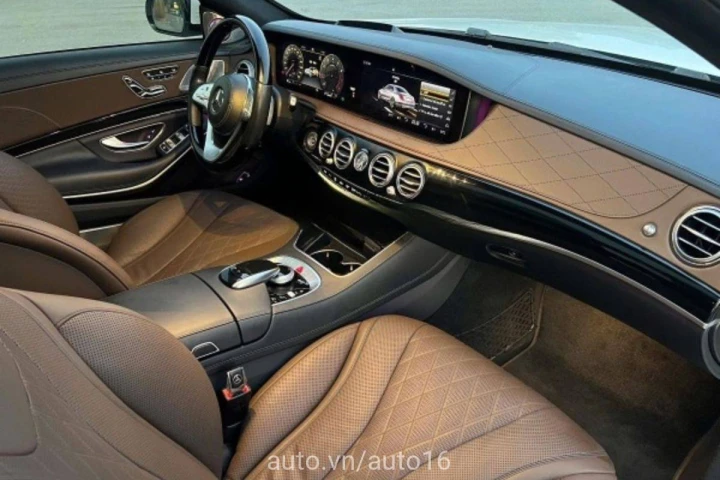 Mercedes-Benz S-Class S450 2020