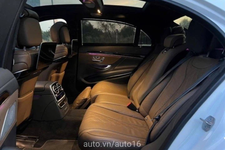 Mercedes-Benz S-Class S450 2020