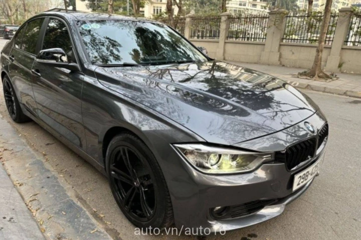 BMW 3 Series 2012