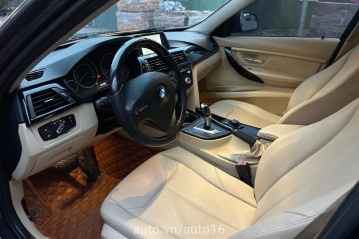 BMW 3 Series 2012