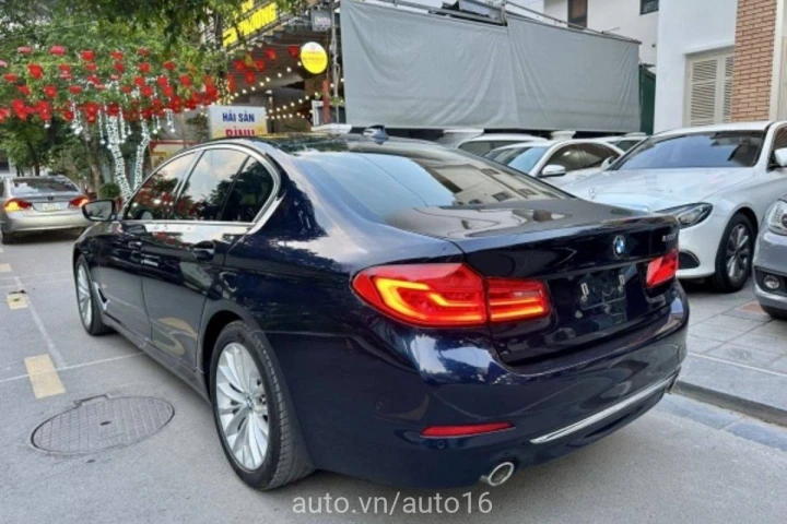 BMW 5 Series Luxury Line 2019