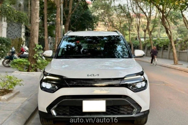 Kia Carens 2023