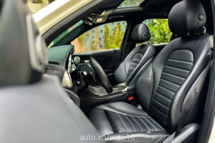 Mercedes-Benz GLC GLC300 2020