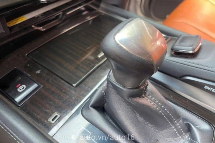 Lexus LX 2016