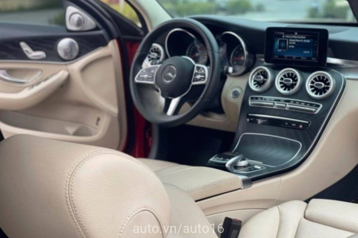 Mercedes-Benz C-Class C200 2019