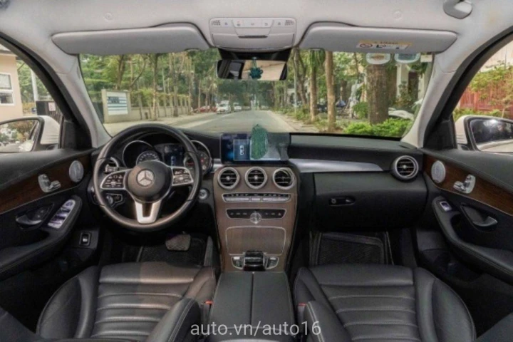 Mercedes-Benz C-Class C200 2021